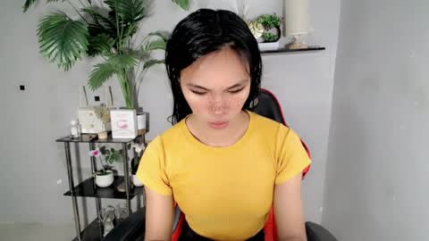 CALL ME YUMLEXX online show from 07/17/26, 10:33