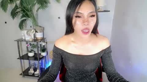 CALL ME YUMLEXX online show from 07/27/26, 11:56