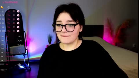 Snapshot of yumiyammy chatting on 01/01/25, 12:43 YumemiyaYumi online show from 01/01/25, 12:43