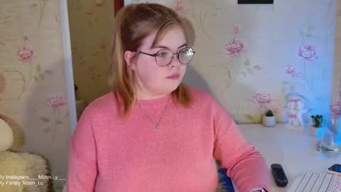 Polly online show from 10/23/25, 06:17