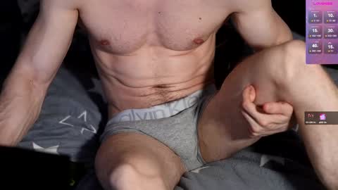 Snapshot of yummy_777 chatting on 02/14/25, 07:02 ShyMan online show from 02/14/25, 07:02