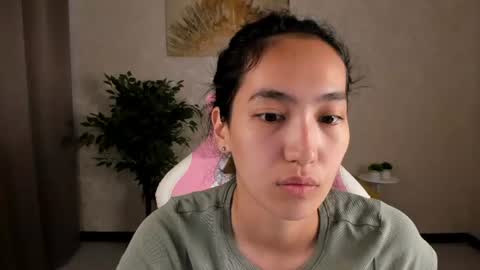 Snapshot of yummy_lamii chatting on 06/26/26, 03:33 Cindey online show from 06/26/26, 03:33