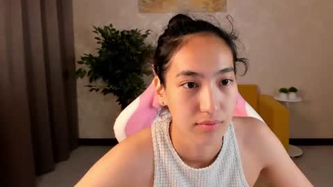 Snapshot of yummy_lamii chatting on 07/06/26, 03:36 Cindey online show from 07/06/26, 03:36