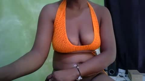 YUMMY online show from 01/11/26, 04:28