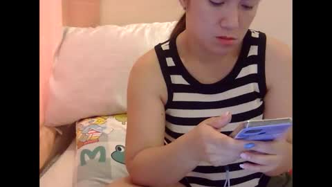 Snapshot of yummyclaya chatting on 03/25/26, 03:45 yummyclaya online show from 03/25/26, 03:45