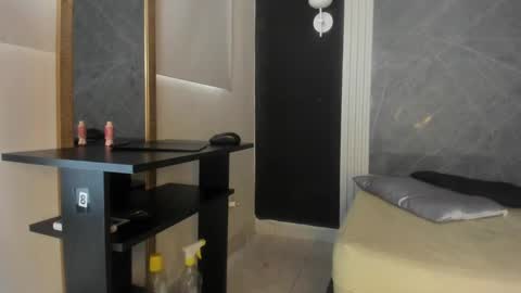 Snapshot of yummyduo chatting on 01/10/25, 05:13 Yummyduo online show from 01/10/25, 05:13