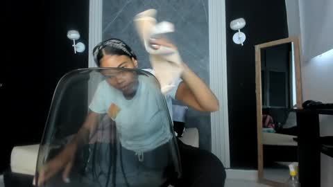 Snapshot of yummyduo chatting on 01/16/25, 11:58 Yummyduo online show from 01/16/25, 11:58