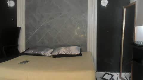 Snapshot of yummyduo chatting on 01/25/25, 05:08 Yummyduo online show from 01/25/25, 05:08