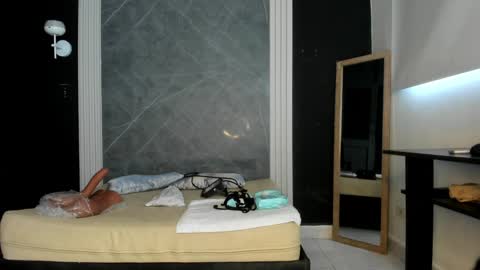 Snapshot of yummyduo chatting on 02/01/25, 12:16 Yummyduo online show from 02/01/25, 12:16