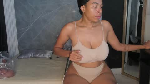 Snapshot of yummyduo chatting on 02/08/25, 11:55 Yummyduo online show from 02/08/25, 11:55