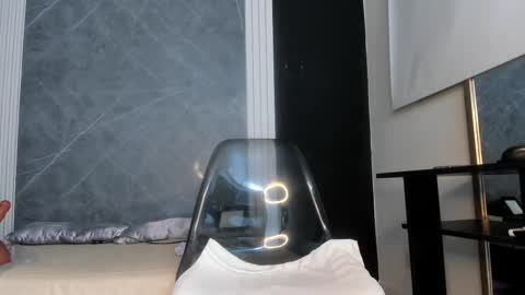 Snapshot of yummyduo chatting on 02/16/25, 08:32 Yummyduo online show from 02/16/25, 08:32