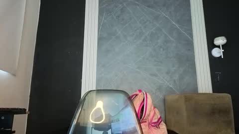 Snapshot of yummyduo chatting on 09/30/25, 12:10 Yummyduo online show from 09/30/25, 12:10