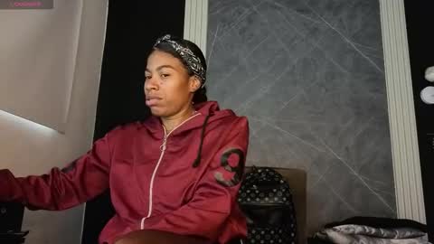 Snapshot of yummyduo chatting on 10/16/25, 12:06 Yummyduo online show from 10/16/25, 12:06