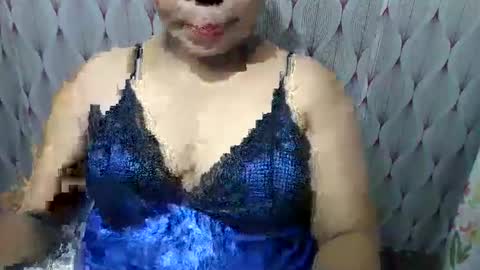 Snapshot of yummylips_4u chatting on 05/14/26, 05:20 yummylips_4u online show from 05/14/26, 05:20