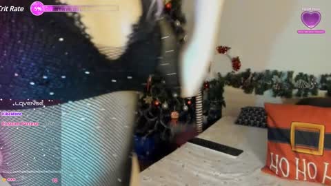 Snapshot of yummyqueen1 chatting on 01/17/25, 03:22 KIM online show from 01/17/25, 03:22