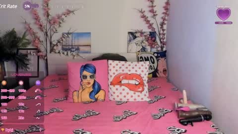 Snapshot of yummyqueen1 chatting on 02/01/25, 05:28 KIM online show from 02/01/25, 05:28