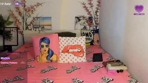 Snapshot of yummyqueen1 chatting on 02/03/25, 02:14 KIM online show from 02/03/25, 02:14