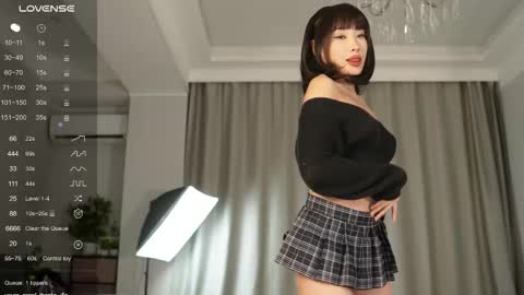 yuna_leen online show from 09/21/25, 05:47