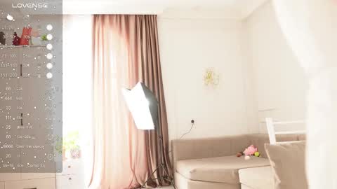 yuna_leen online show from 12/01/25, 06:18