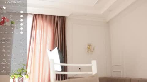 yuna_leen online show from 12/03/25, 06:21