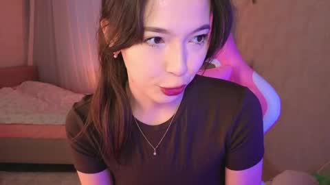 Snapshot of yuna_sunshy chatting on 04/19/26, 01:38 Yuna online show from 04/19/26, 01:38