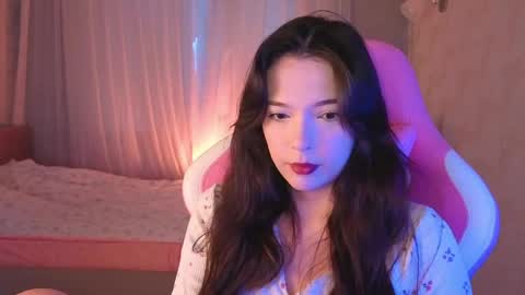 Snapshot of yuna_sunshy chatting on 04/21/26, 02:51 Yuna online show from 04/21/26, 02:51