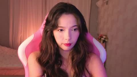 Snapshot of yuna_sunshy chatting on 06/02/26, 10:45 Yuna online show from 06/02/26, 10:45
