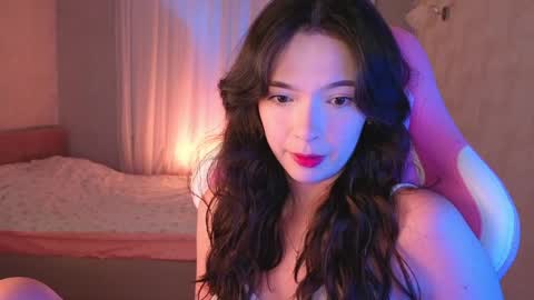 Snapshot of yuna_sunshy chatting on 06/09/26, 12:11 Yuna online show from 06/09/26, 12:11