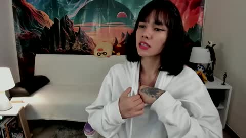 Snapshot of yunablack chatting on 10/07/25, 02:58 Yuna online show from 10/07/25, 02:58