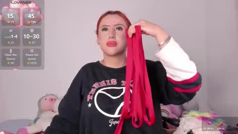 yunahott_ online show from 11/06/25, 04:24