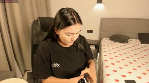 Yuna online show from 11/06/25, 07:15