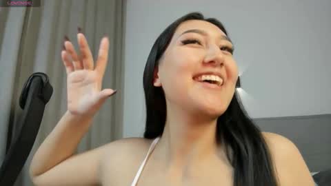 Yuna online show from 11/07/25, 07:14