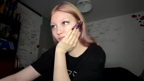 yunarosee online show from 01/09/26, 09:34