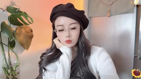 YunEr online show from 02/21/25, 03:34