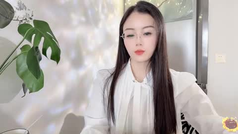 YunEr online show from 02/25/25, 06:58