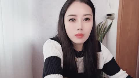 YunEr online show from 10/17/25, 03:20