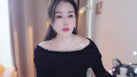 YunEr online show from 12/04/25, 06:12