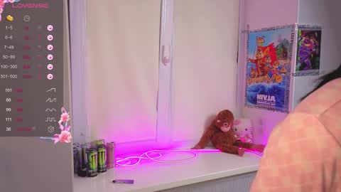 Snapshot of yung_leana chatting on 11/18/25, 08:24 yung_leana online show from 11/18/25, 08:24