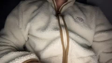 Snapshot of yungbull06 chatting on 11/29/25, 06:16 Yung Bull online show from 11/29/25, 06:16