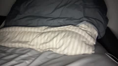 Snapshot of yungbull06 chatting on 01/13/26, 06:13 Yung Bull online show from 01/13/26, 06:13