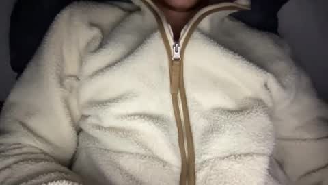 Snapshot of yungbull06 chatting on 04/09/26, 02:33 Yung Bull online show from 04/09/26, 02:33