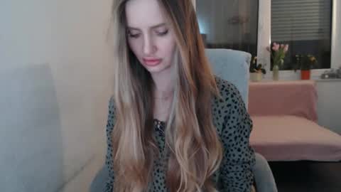  Berry  online show from 04/15/26, 08:53