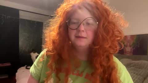 Etta and N online show from 12/18/25, 10:21