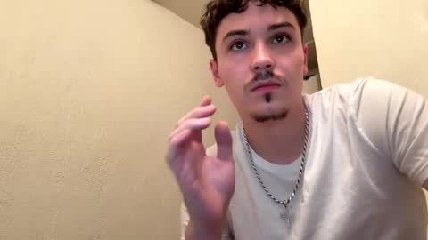 Snapshot of yungstudbev chatting on 09/16/25, 04:02 yungstudbev online show from 09/16/25, 04:02