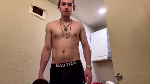 Snapshot of yungstudbev chatting on 03/22/26, 01:53 yungstudbev online show from 03/22/26, 01:53