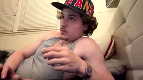 Snapshot of yungstudbev chatting on 04/15/26, 12:28 yungstudbev online show from 04/15/26, 12:28