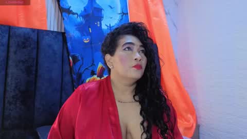 Snapshot of yunkeyc chatting on 10/27/25, 01:53 yunkeyc online show from 10/27/25, 01:53