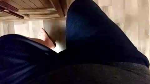 Snapshot of yupthatshim chatting on 11/18/25, 07:46 yupthatshim online show from 11/18/25, 07:46