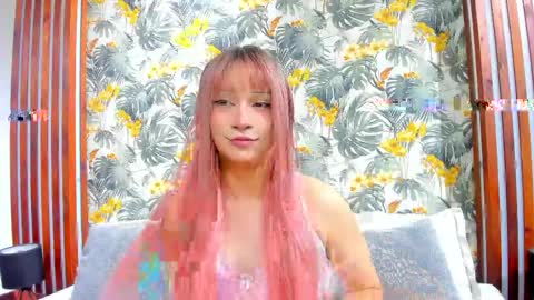 Snapshot of yuri_kay chatting on 04/20/26, 08:10 Yuri Kay online show from 04/20/26, 08:10