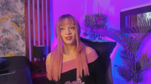 Snapshot of yuri_kay chatting on 05/08/26, 07:30 Yuri Kay online show from 05/08/26, 07:30